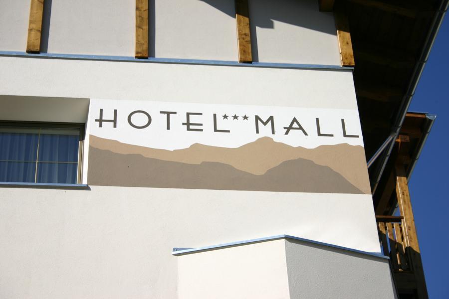 Hotel Mall Sankt Valentin auf der Haide Buitenkant foto