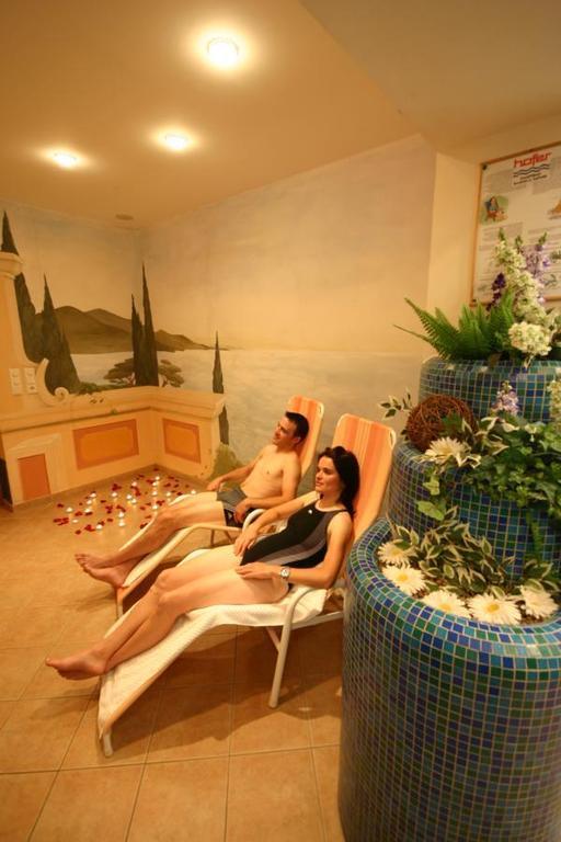 Hotel Mall Sankt Valentin auf der Haide Buitenkant foto