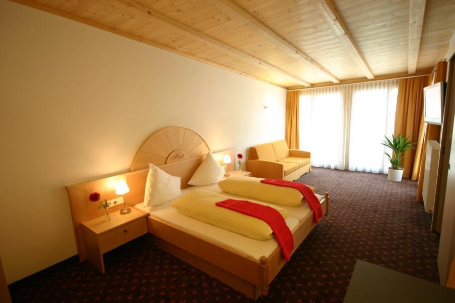 Hotel Mall Sankt Valentin auf der Haide Kamer foto